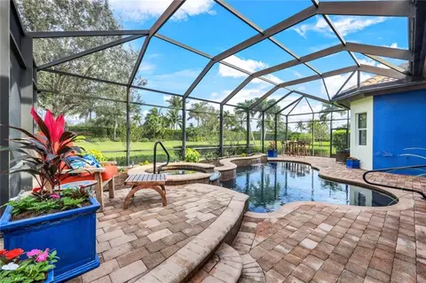 7688 Cottesmore Dr, Naples, FL 34113
