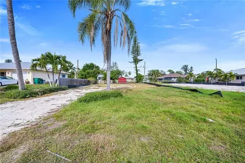 519 95th Ave N, Naples, FL 34108 photo 8