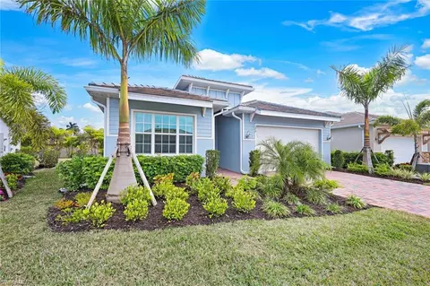 370 Deauville Loop, Naples, FL 34114 photo 2