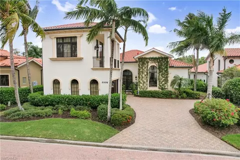 2896 Tiburon Blvd E, Naples, FL 34109