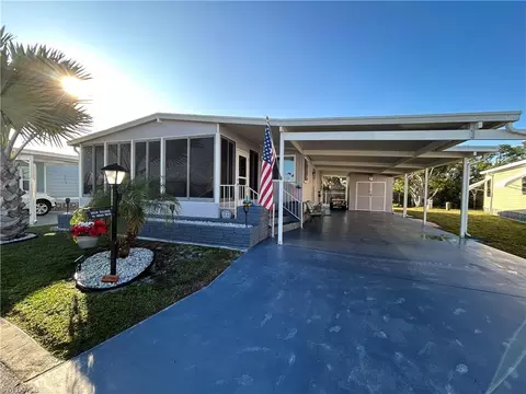 86 Snead Dr, North Fort Myers, FL 33903
