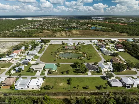 4012 Skyway Dr Lot #49, Naples, FL 34112