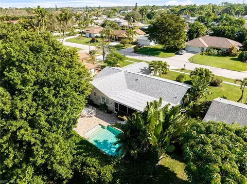 226 Dent Dr, Naples, FL 34112 photo 5