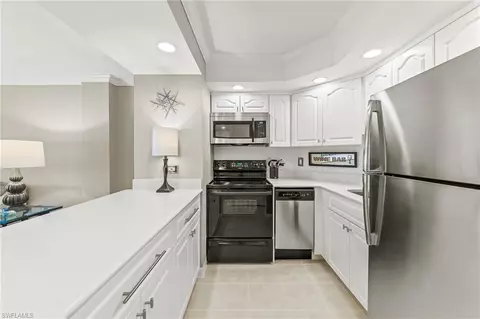 1 Bluebill Ave #203, Naples, FL 34108