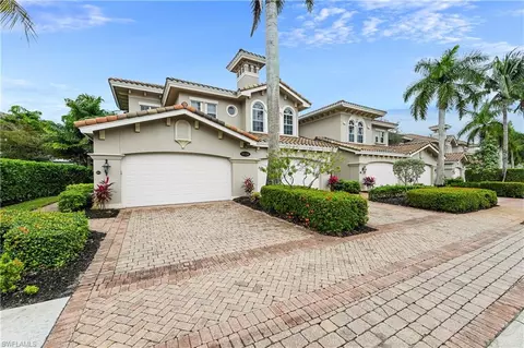 9126 Cherry Oaks Ln #8-201, Naples, FL 34114