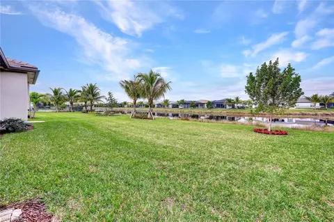 11687 Periwinkle Dr, Naples, FL 34120 photo 30