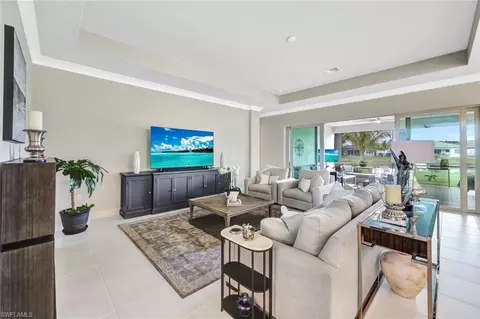 11687 Periwinkle Dr, Naples, FL 34120 photo 3