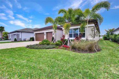 11687 Periwinkle Dr, Naples, FL 34120 photo 2