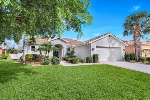 4370 Broadleaf Cir, Fort Myers, FL 33908