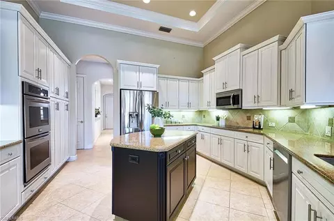 7414 Treeline Dr, Naples, FL 34119 photo 16