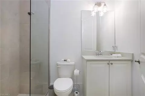 Bath - 14856 Dockside Ln, Naples, FL 34114 photo 6 of 8