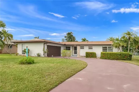 153 SW 49th St, Cape Coral, FL 33914