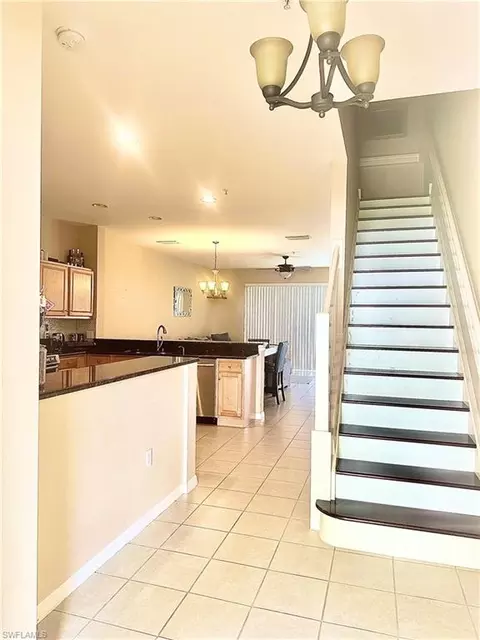 940 Hampton Cir #85, Naples, FL 34105 photo 6