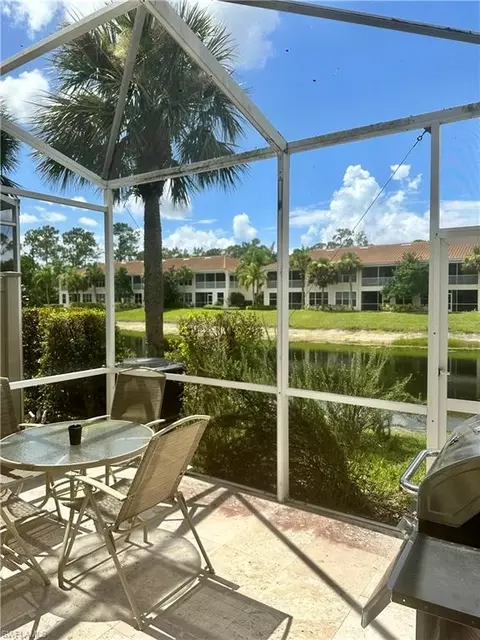 940 Hampton Cir #85, Naples, FL 34105 photo 13
