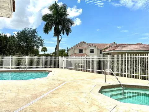 940 Hampton Cir #85, Naples, FL 34105 photo 29