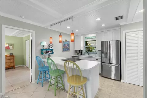 4257 Island Cir #5, Fort Myers, FL 33919