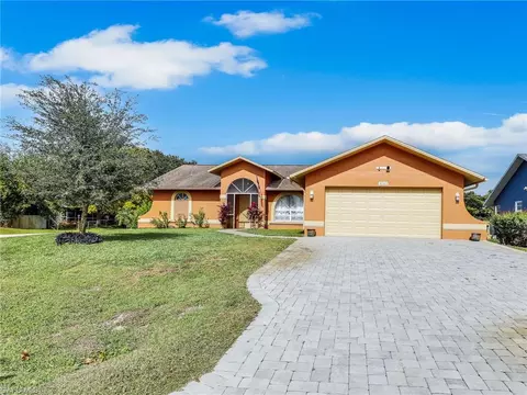 9083 Aster Rd, Fort Myers, FL 33967