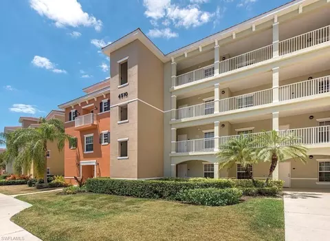 4510 Botanical Place Cir #403, Naples, FL 34112