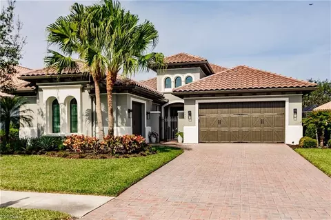 12455 Lockford Ln, Naples, FL 34120