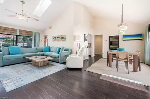 804 Reef Point Cir #166-0, Naples, FL 34108