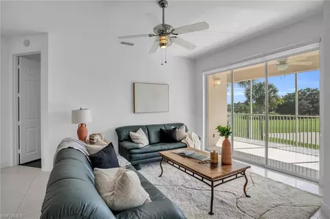 2130 Arielle Dr #301, Naples, FL 34109