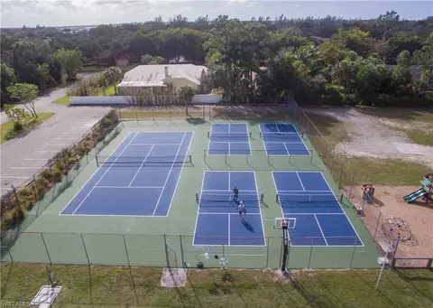 2760 Clipper Way, Naples, FL 34104 photo 34
