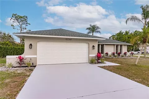 10361 St Patrick Ln, Bonita Springs, FL 34135