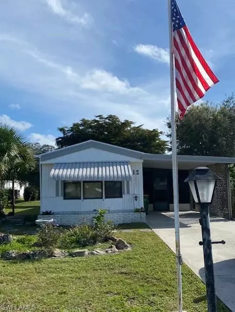 12 Lake Diane Dr, Naples, FL 34114