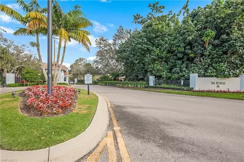 545 Lake Louise Cir #5-104, Naples, FL 34110