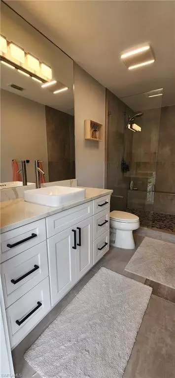 Bath - 1280 Morningside Dr, Naples, FL 34103 photo 2 of 2