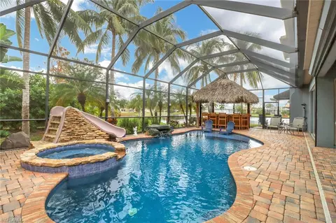 24981 Divot Dr, Bonita Springs, FL 34135