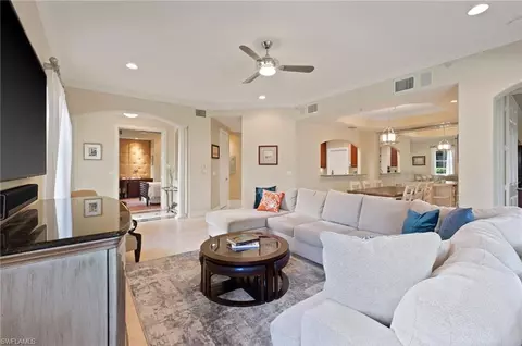 2809 Tiburon Blvd E #2-101, Naples, FL 34109