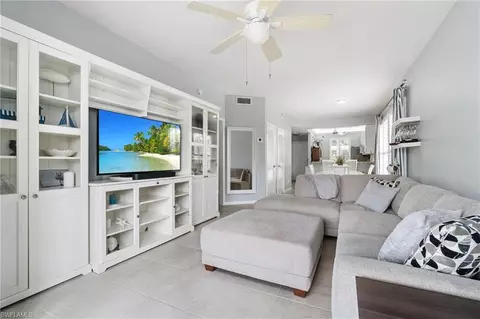 8161 Twelve Oaks Cir #511, Naples, FL 34113
