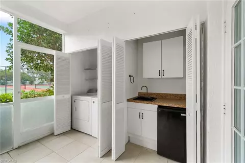 8161 Twelve Oaks Cir #511, Naples, FL 34113 photo 26