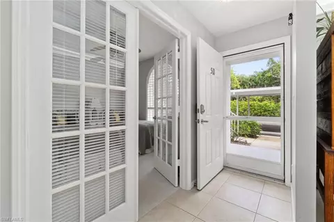 8161 Twelve Oaks Cir #511, Naples, FL 34113 photo 7