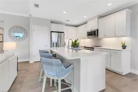 2295 Sawyers Hill Rd #1002, Naples, FL 34120