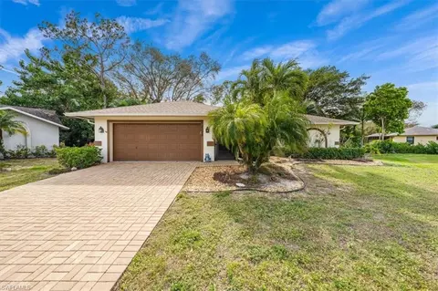1115 Vinca Ln, Naples, FL 34105