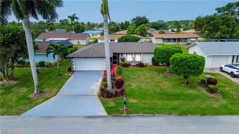 883 Roseate Dr, Naples, FL 34104
