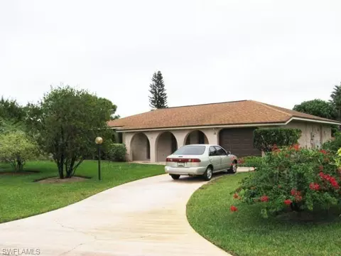 26 Lorelei Ave, Lehigh Acres, FL 33936