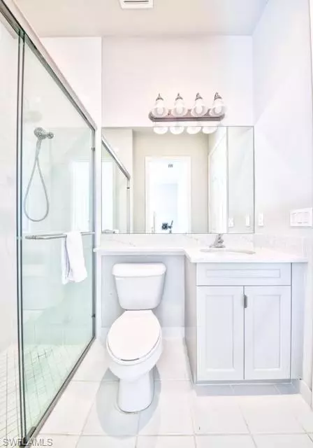 Bath - 4649 Azalea Dr, Naples, FL 34119 photo 3 of 5