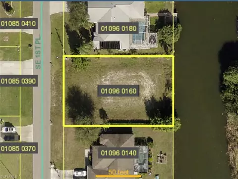 223 SE 1st Pl, Cape Coral, FL 33990