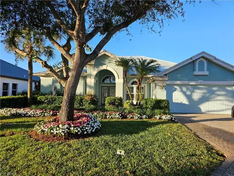 7546 Citrus Hill Ln, Naples, FL 34109