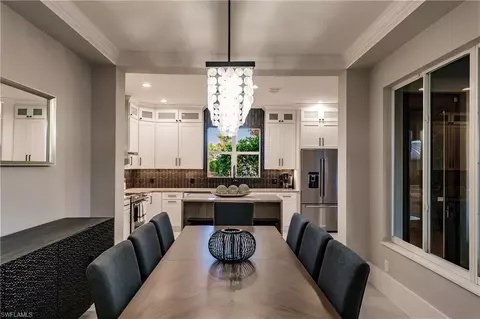 10882 Vanderbilt Dr, Naples, FL 34108 photo 6