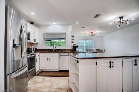 118 Debron Dr, Naples, FL 34112 photo 8