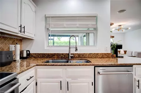 118 Debron Dr, Naples, FL 34112 photo 9