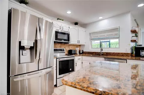 118 Debron Dr, Naples, FL 34112 photo 10