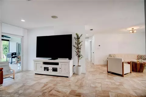 118 Debron Dr, Naples, FL 34112 photo 12