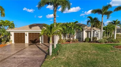 133 NW 26th Pl, Cape Coral, FL 33993