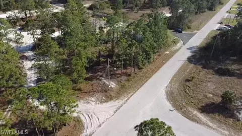 747 Holmes Ave, Lehigh Acres, FL 33974
