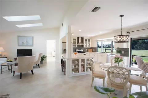 190 Round Key Cir, Naples, FL 34112 photo 17